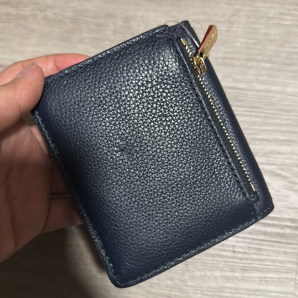 Michael kors short wallet - Picture 2 of 4